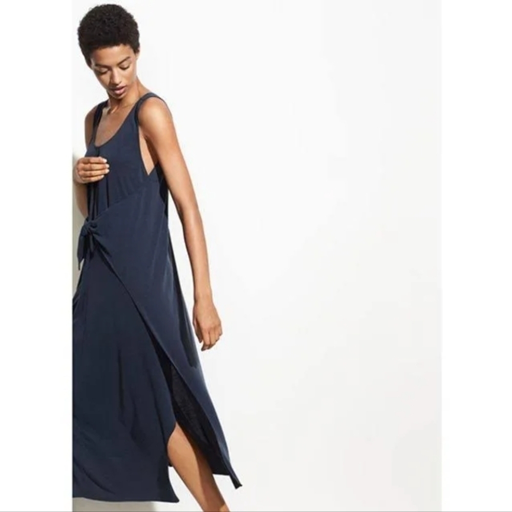 Vince Silky Sleeveless Scoop Neck Tie Front Midi Sheath Dress Coastal Navy M - Picture 15 of 15